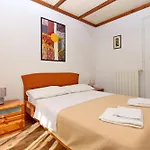 5580b Apartamento Klenovica