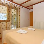 Apartment 5580b